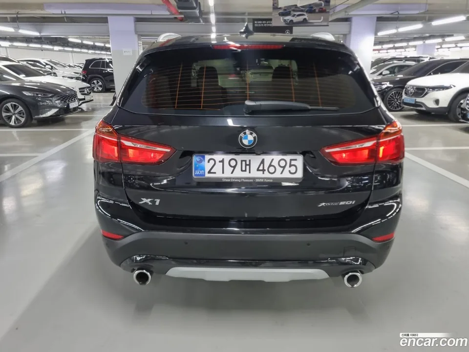 BMW X1 xDrive 20i xLine 2022 — миниатюра 4