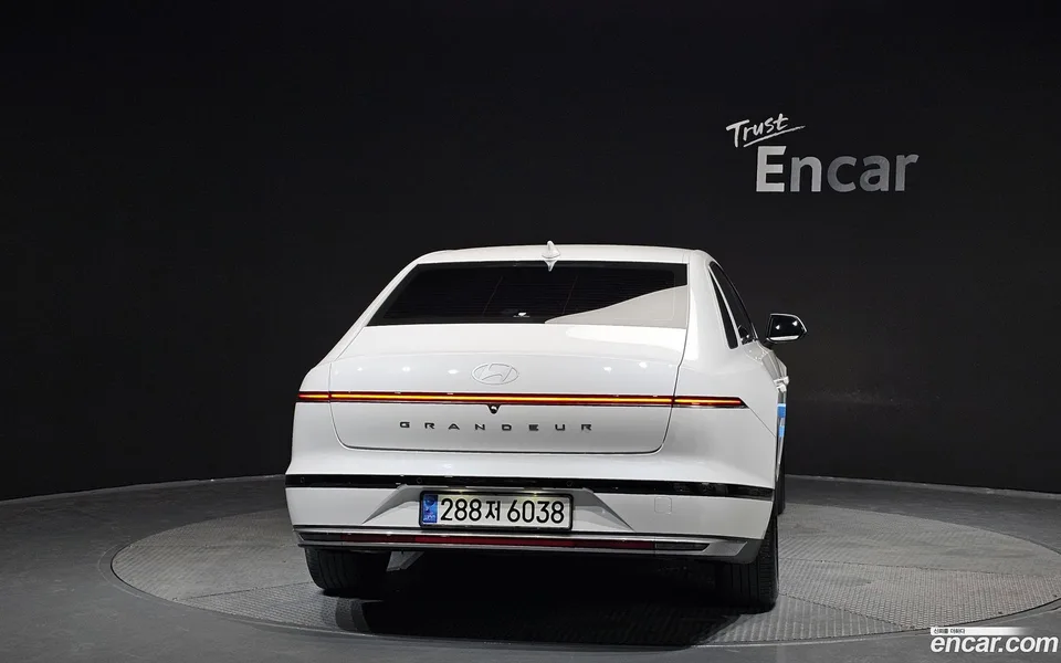Hyundai Grandeur 2.5 2WD 2024 — миниатюра 4