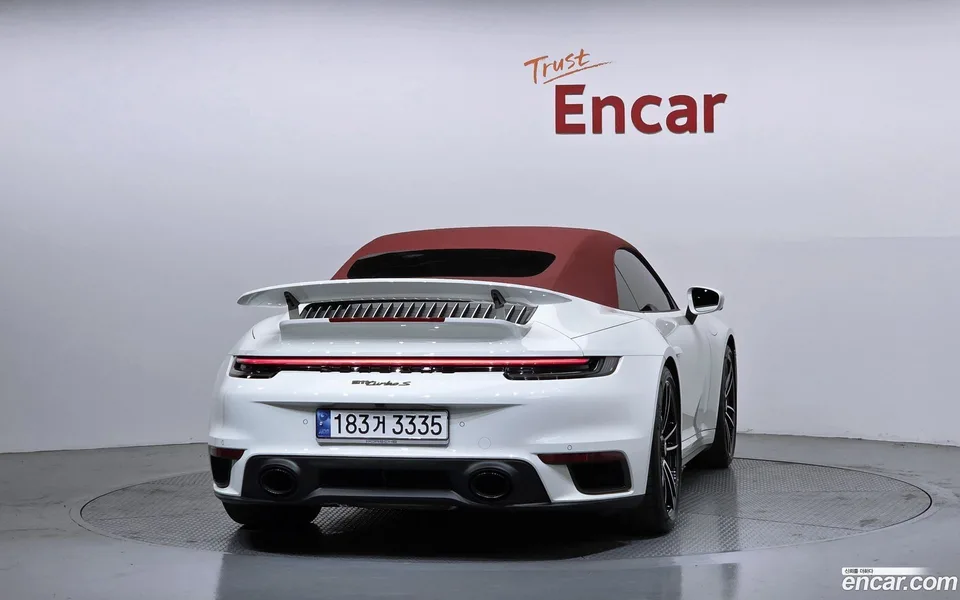 Porsche 911 (992) S 2023 — миниатюра 4