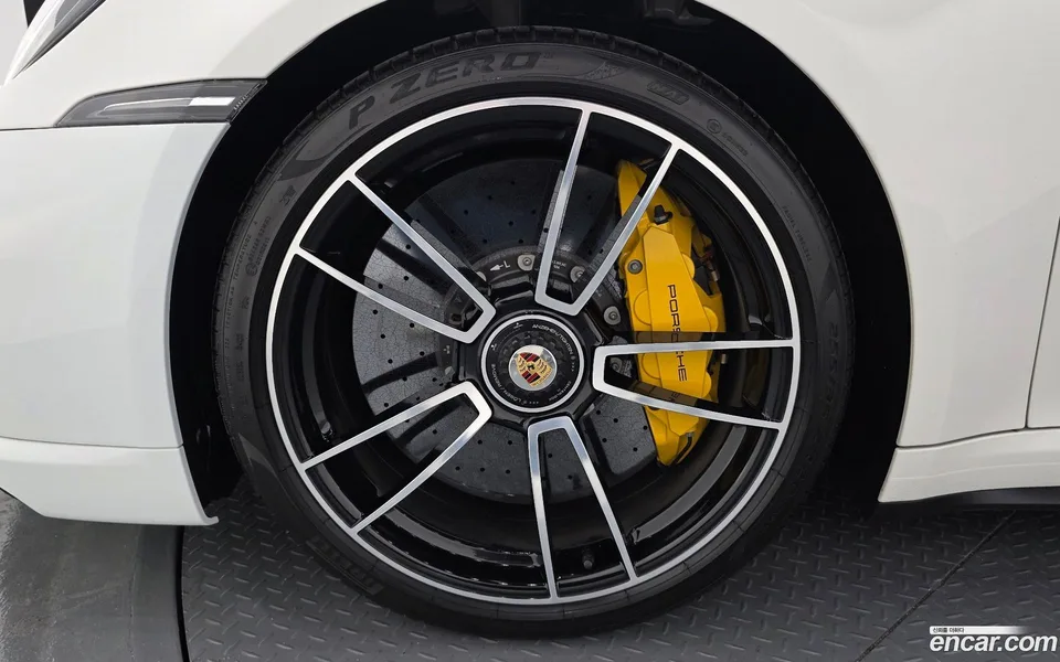 Porsche 911 (992) S 2023 — миниатюра 5