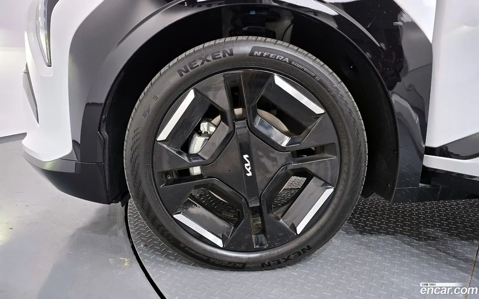 Kia EV3 2WD 2024 — миниатюра 5