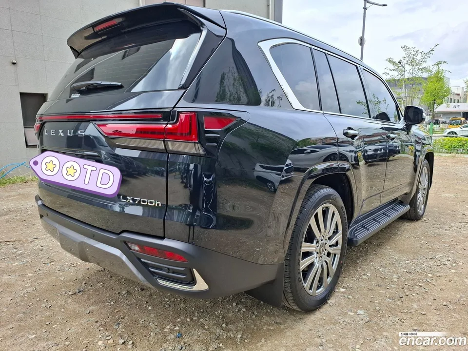 Lexus LX 700h VIP 2026 — миниатюра 5