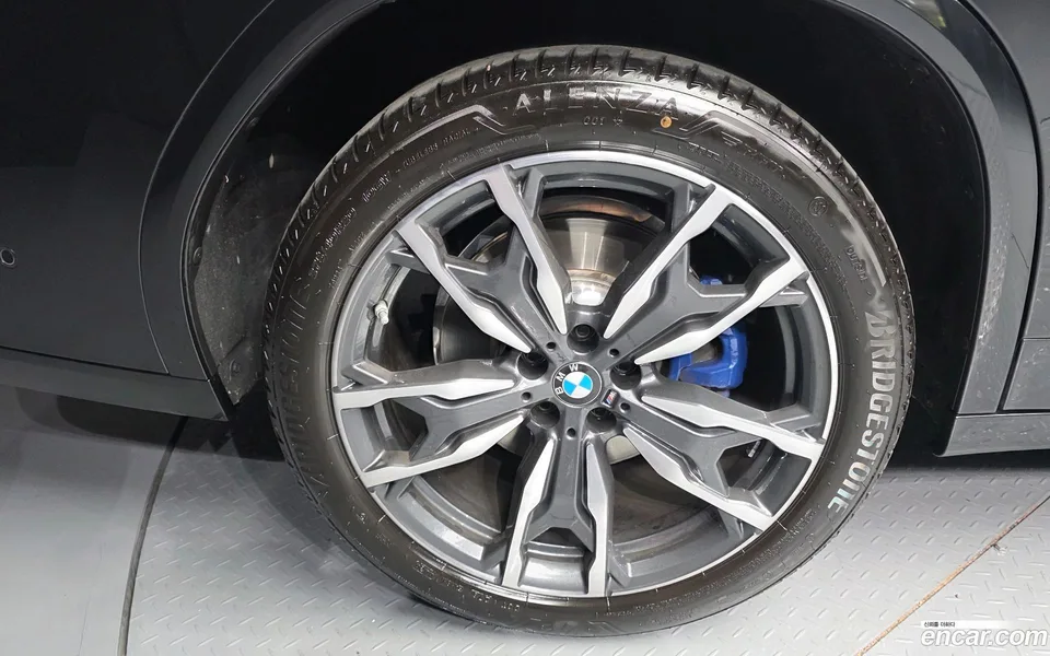 BMW X4 xDrive20d M 2025 — миниатюра 5