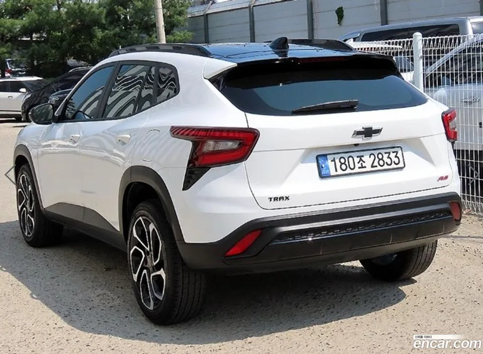 Chevrolet Trax Crossover 1.2 RS 2024 — миниатюра 2