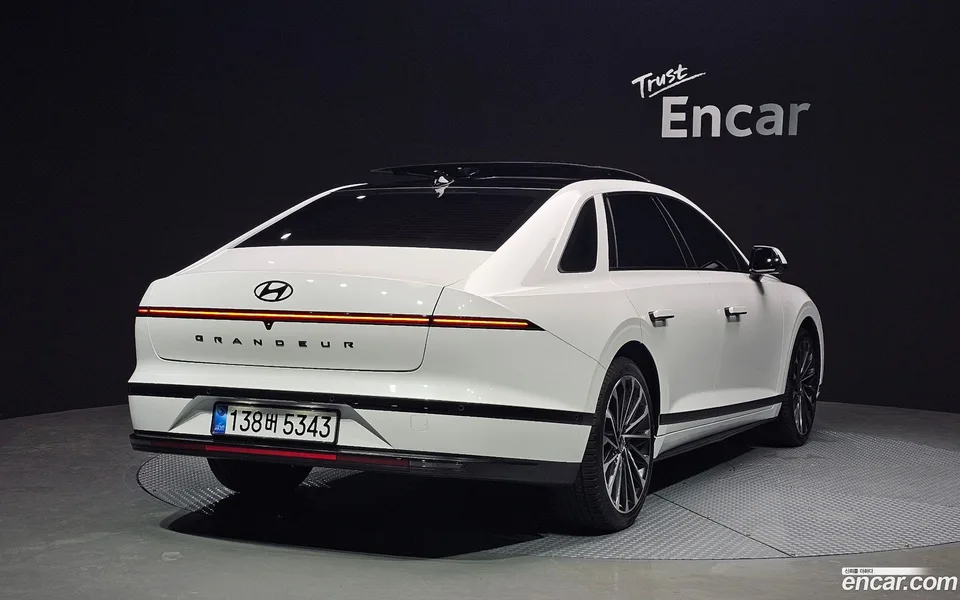 Hyundai Grandeur Hybrid 2026 — миниатюра 2