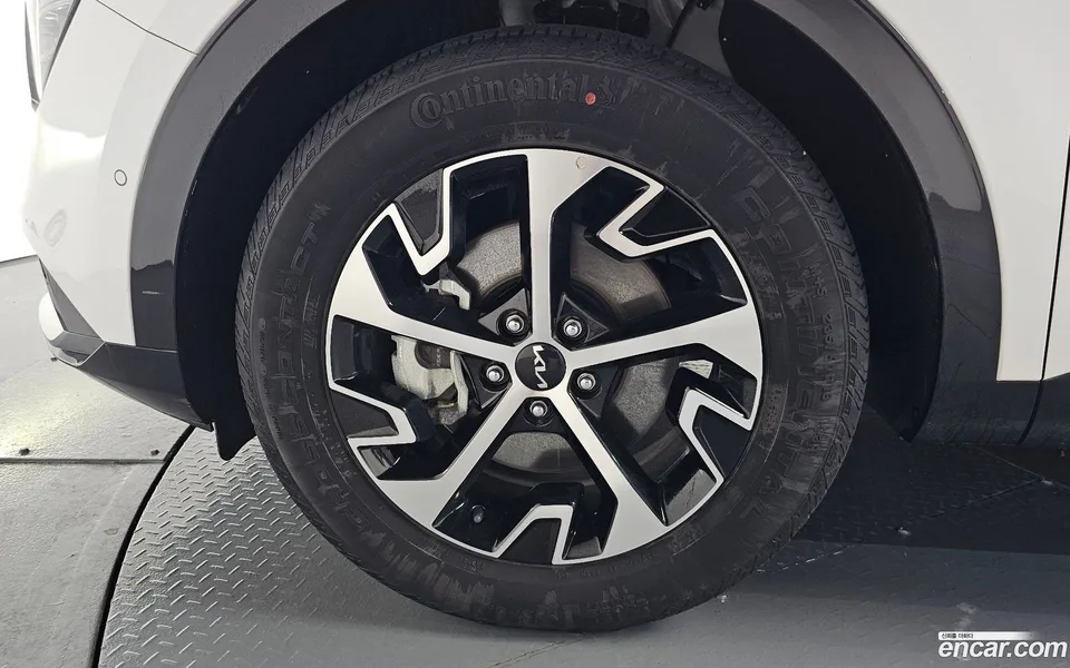 Kia Sportage Hybrid 2WD 2023 — миниатюра 2