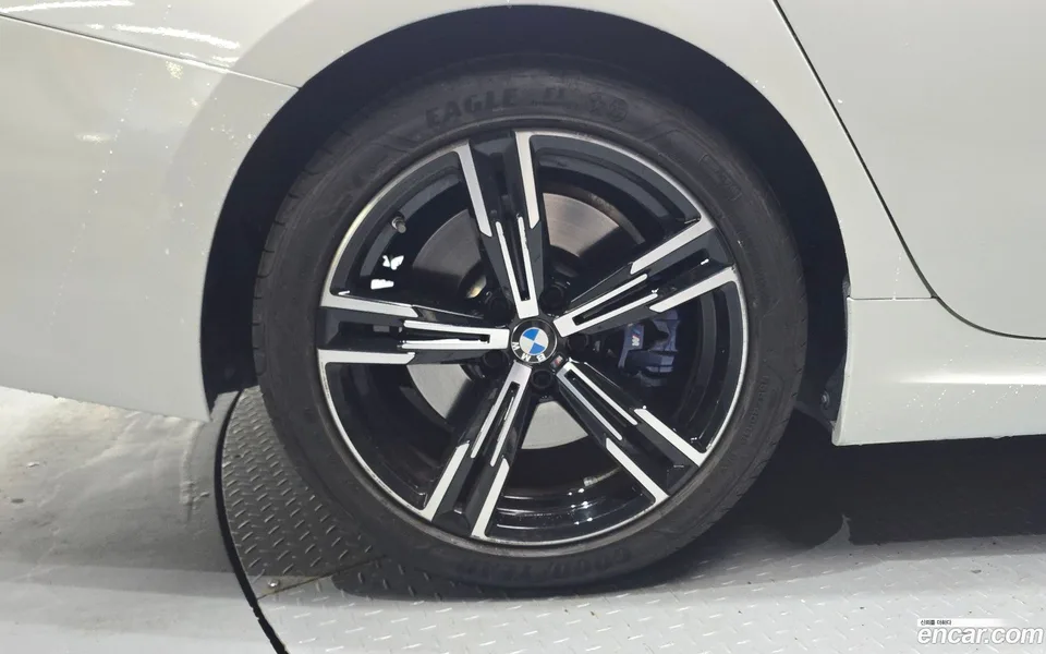 BMW 3 Series 320d xDrive M 2023 — миниатюра 5