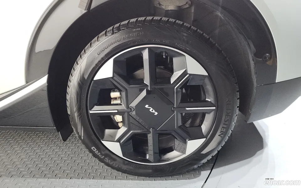 Kia EV6 2WD 2024 — миниатюра 5