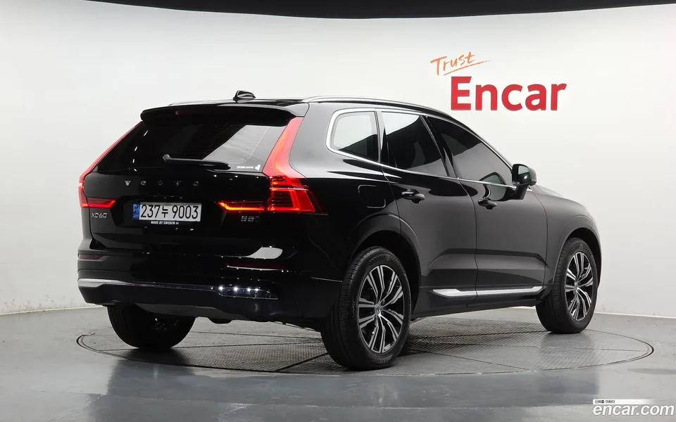 Volvo XC60 B5 2022 — миниатюра 2
