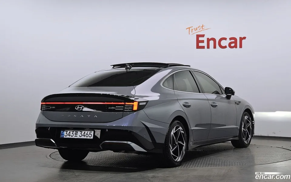 Hyundai Sonata The Edge Hybrid 2024 — миниатюра 2