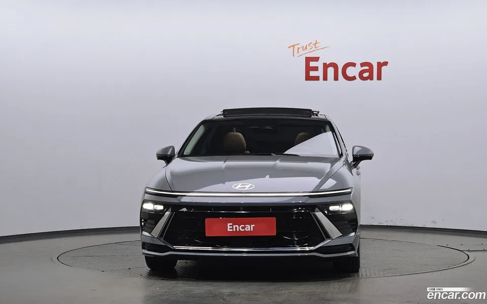Hyundai Sonata The Edge Hybrid 2024 — миниатюра 3