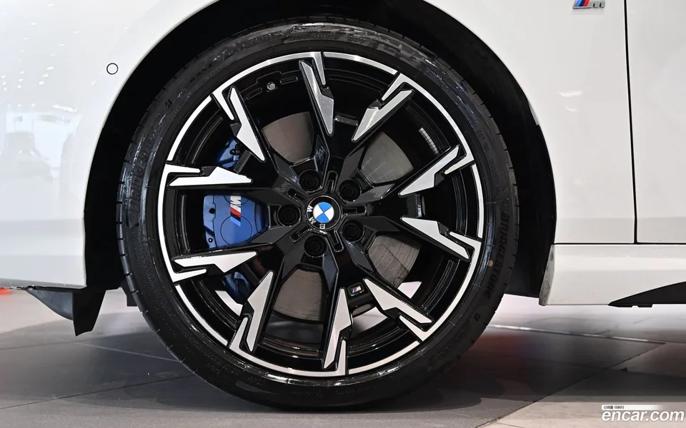 BMW 2 Series Gran Coupe 228 xDrive M 2025 — миниатюра 5