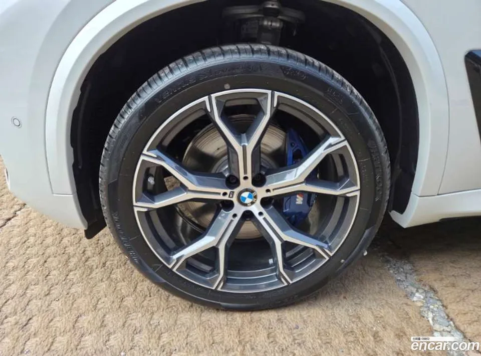 BMW X5 xDrive 40i M 2026 — миниатюра 5
