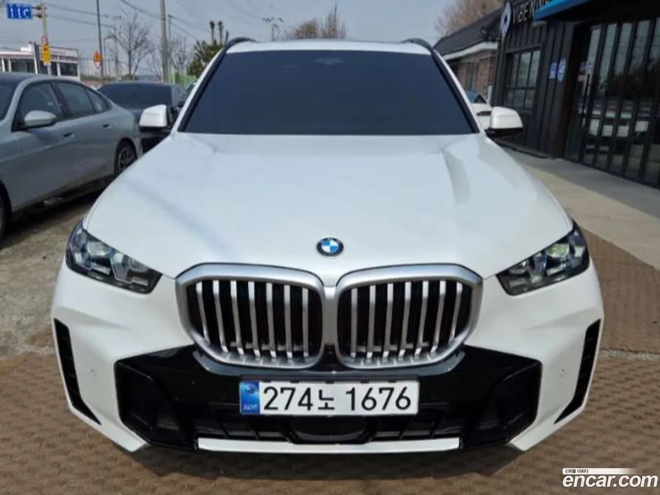 BMW X5 (G05) xDrive 40i M 2026 — фото 1, купить с доставкой в Москву