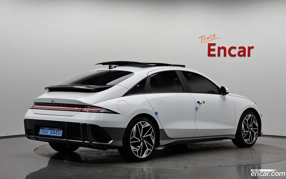 Hyundai Ioniq 6 AWD 2022 — миниатюра 2