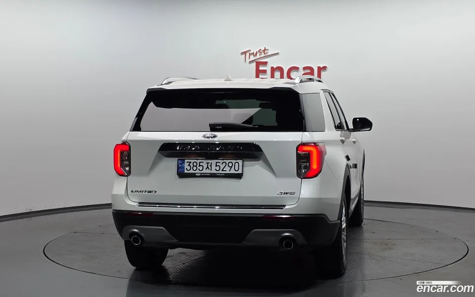 Ford Explorer 2.3 4WD 2023 — миниатюра 4