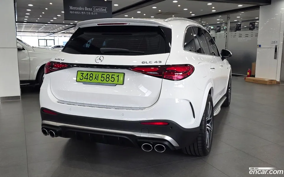 Mercedes-Benz GLC-Class AMG GLC43 4MATIC 2025 — миниатюра 4