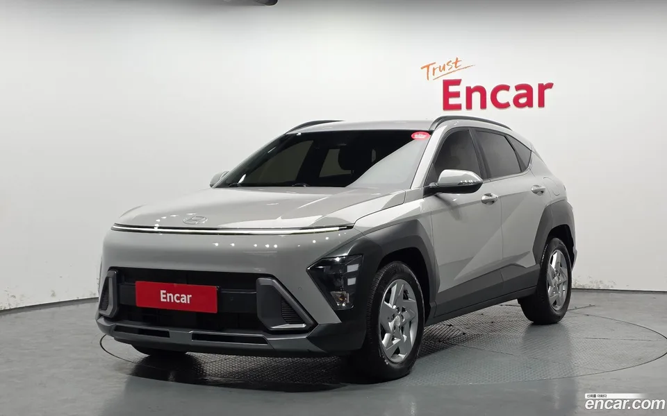 Hyundai Kona 2.0 2WD 2023 — фото 1, купить с доставкой в Москву