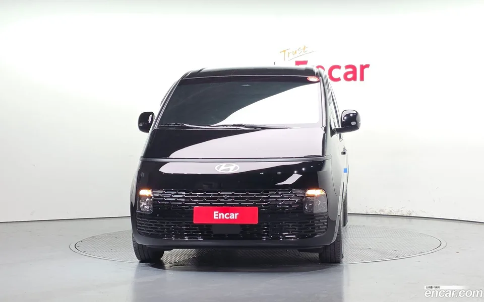 Hyundai Staria L3.5 3 2025 — миниатюра 3