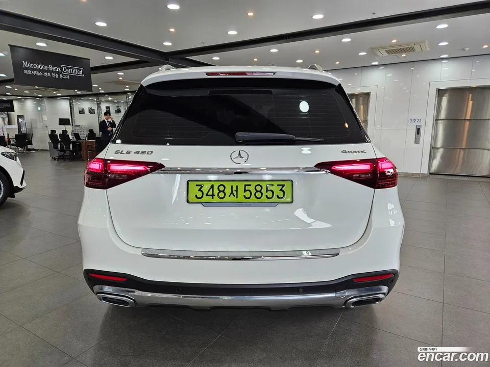 Mercedes-Benz GLE-Class GLE450 4MATIC 2025 — миниатюра 4