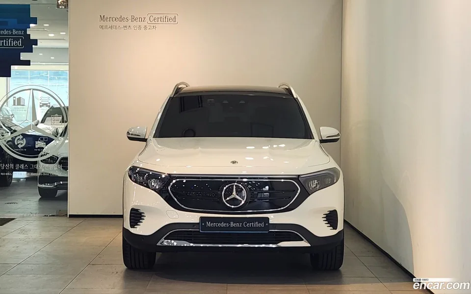 Mercedes-Benz EQB EQB300 4MATIC 2025 — миниатюра 3