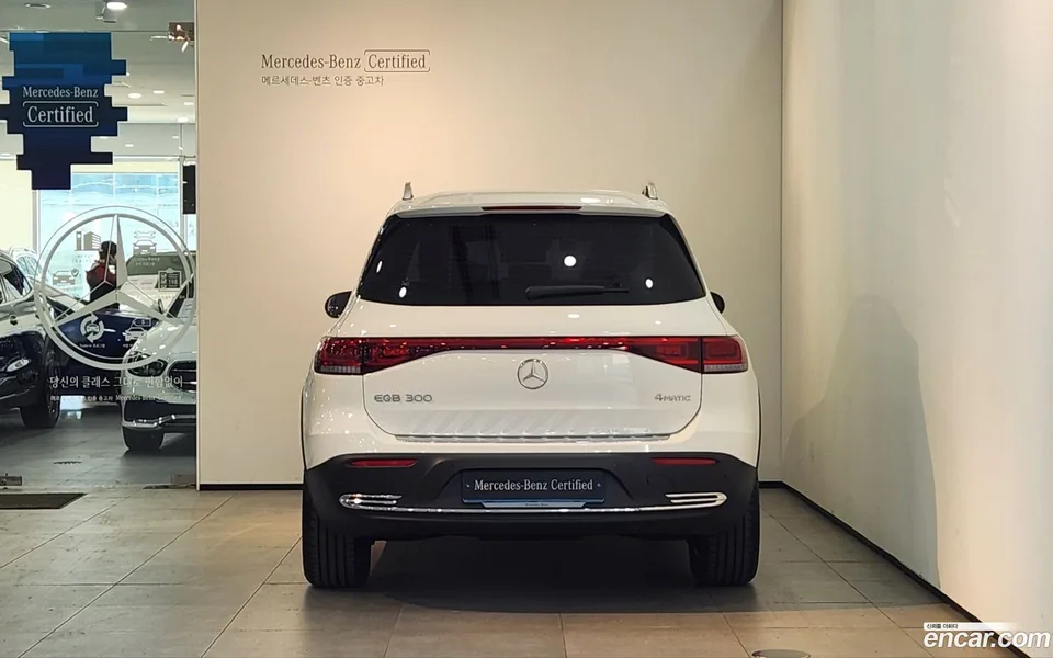 Mercedes-Benz EQB EQB300 4MATIC 2025 — миниатюра 4