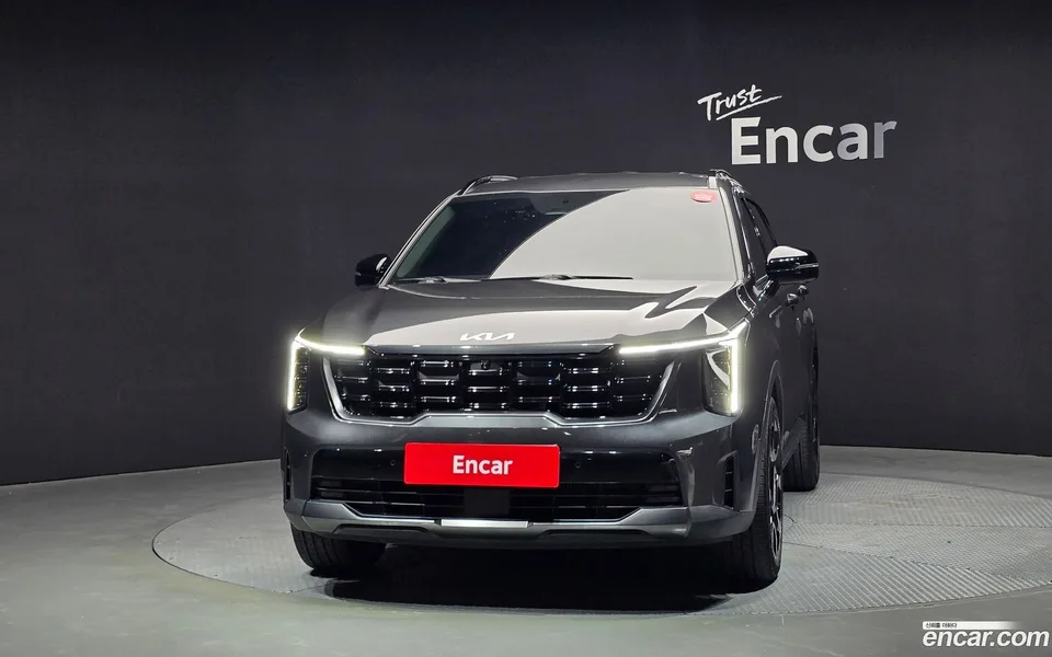 Kia Sorento 2.2 2WD 2023 — миниатюра 3