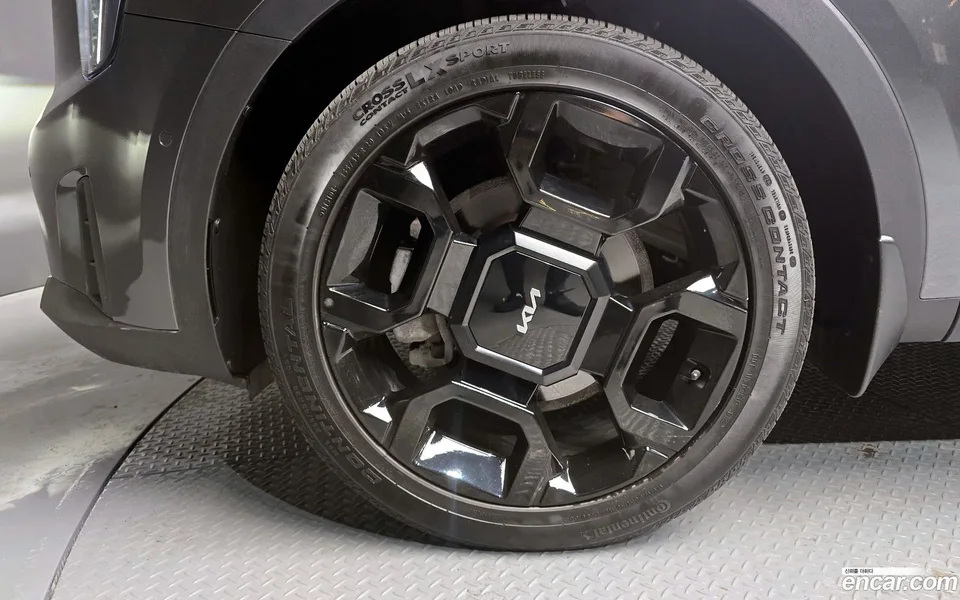 Kia Sorento 2.2 2WD 2023 — миниатюра 5