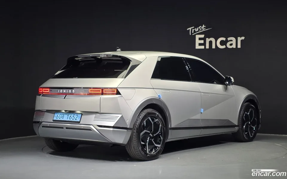 Hyundai Ioniq 5 2024 — миниатюра 2