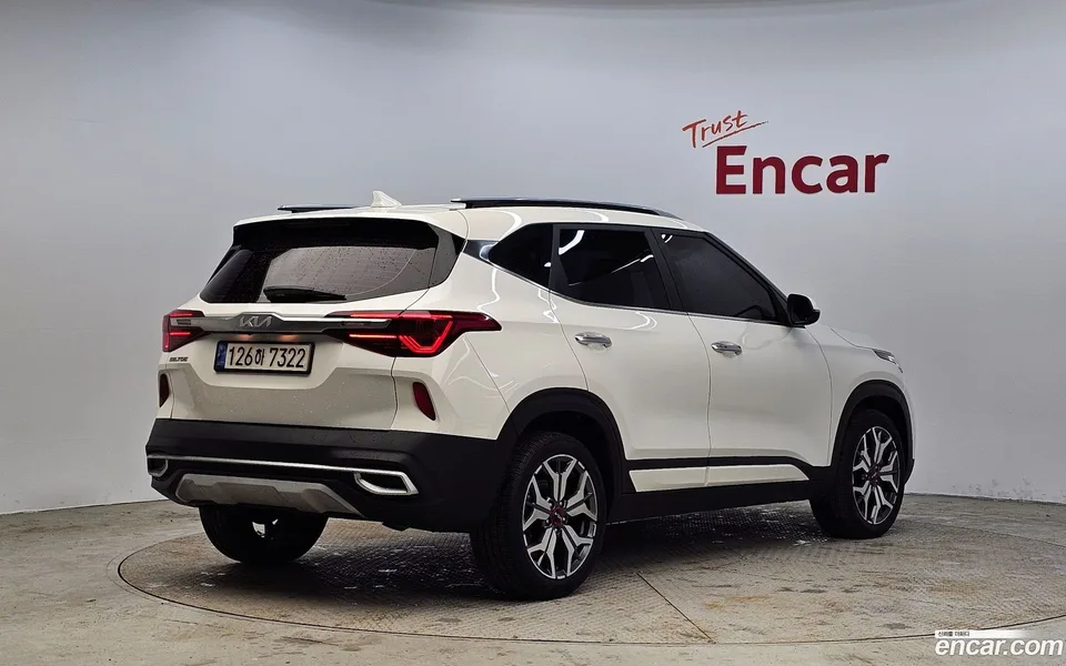 Kia Seltos 1.6 2WD 2022 — миниатюра 2