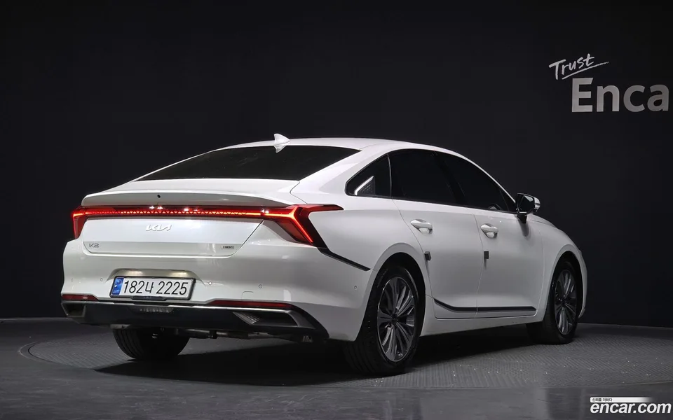 Kia K8 Hybrid 2024 — миниатюра 2