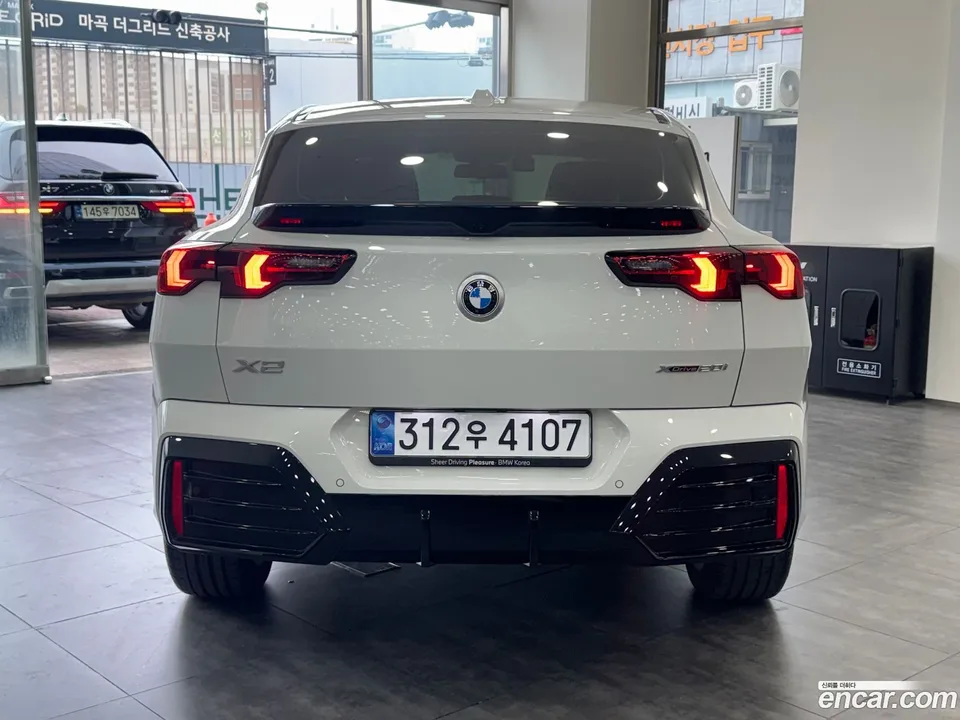 BMW X2 xDrive20i M 2025 — миниатюра 4