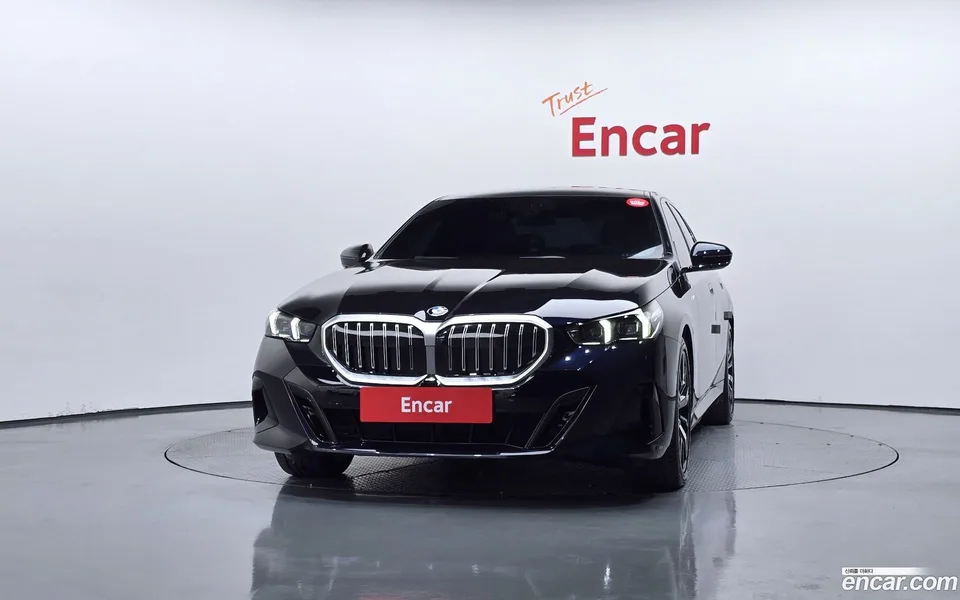 BMW 5 Series 530i xDrive M 2025 — миниатюра 3