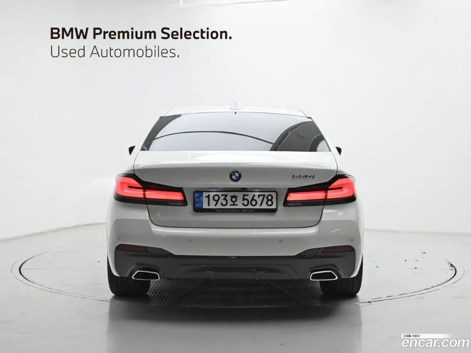 BMW 5 Series 530i M 2022 — миниатюра 4