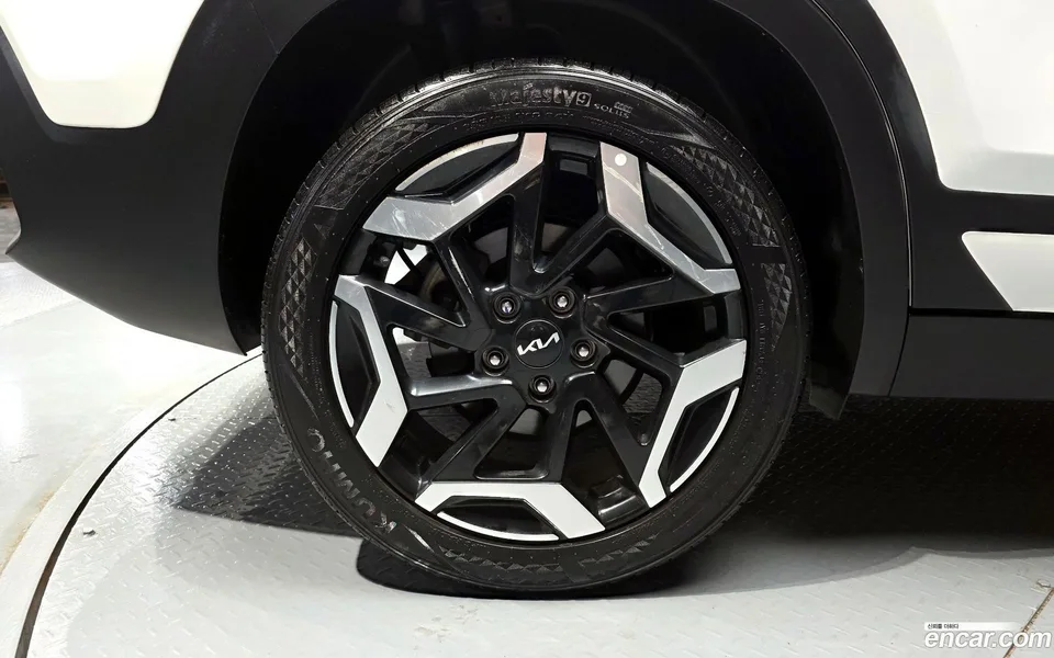Kia Seltos 1.6 2WD 2022 — миниатюра 5