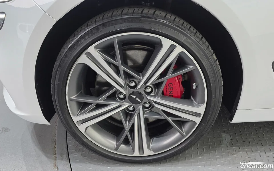 Genesis G70 2.5T 4WD 2023 — миниатюра 5