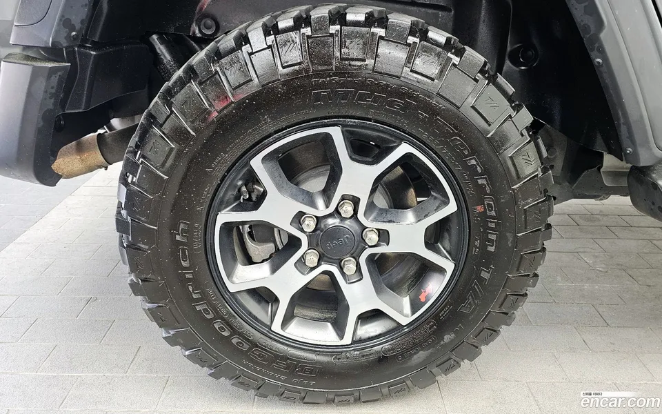 Jeep Wrangler 2.0 4 2022 — миниатюра 5