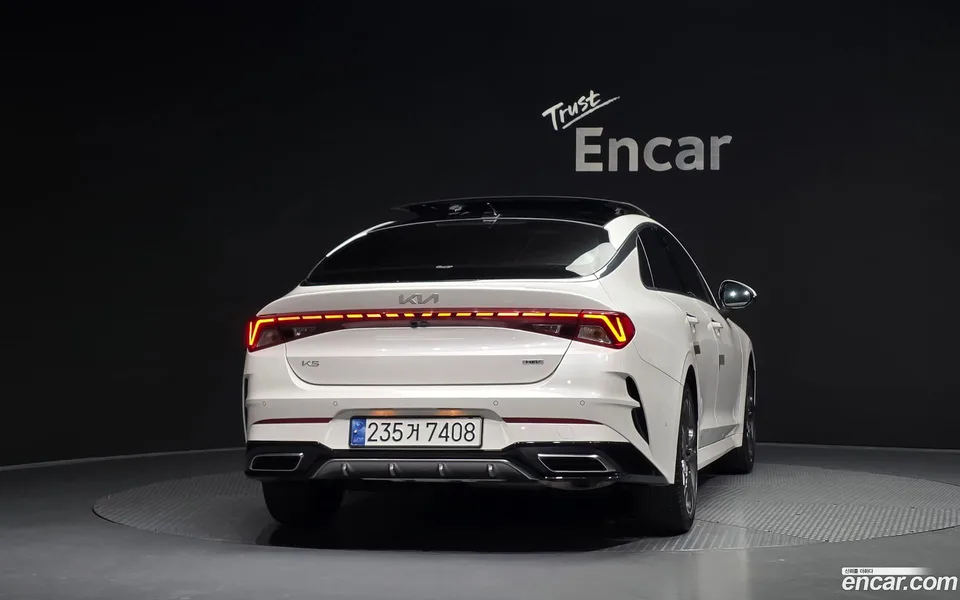 Kia K5 Hybrid 2023 — миниатюра 4
