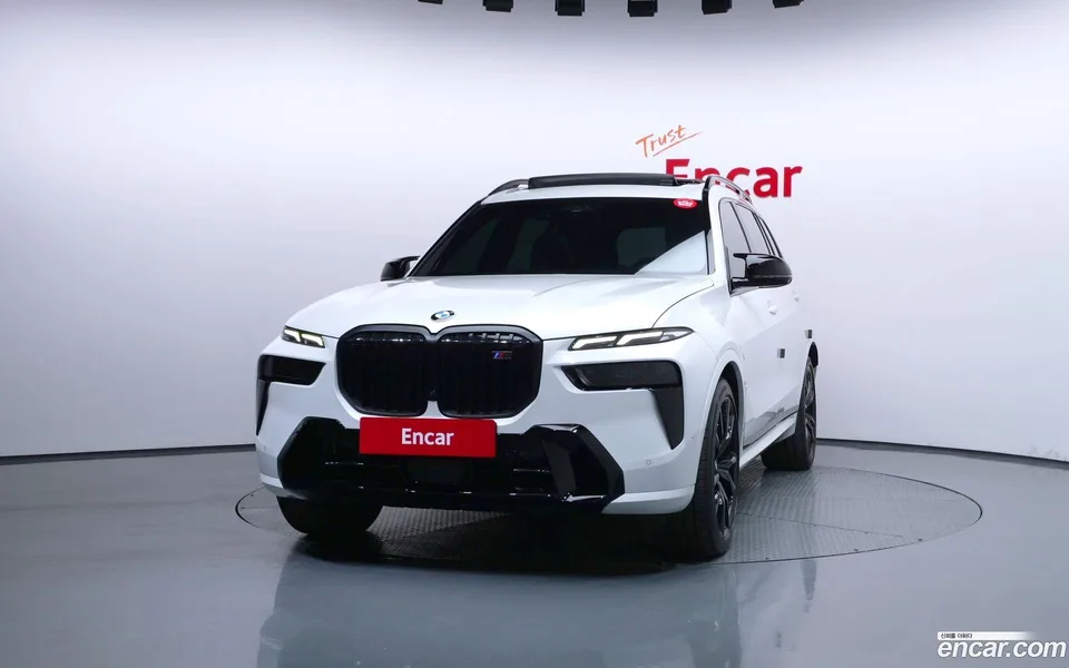 BMW X7 M60i xDrive M 6 2025 — миниатюра 3