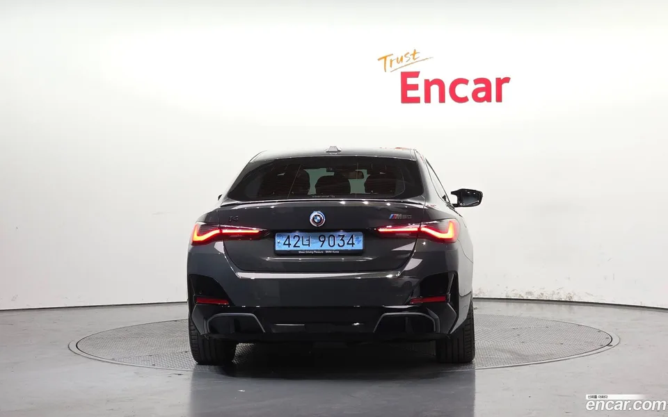 BMW i4 M50 2023 — миниатюра 4