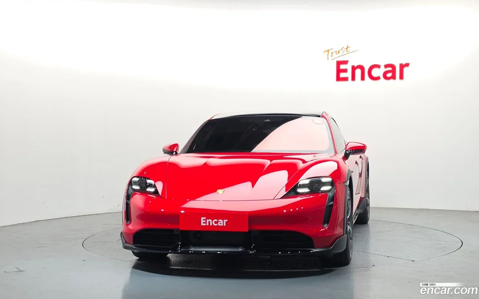 Porsche Taycan 2022 — миниатюра 3