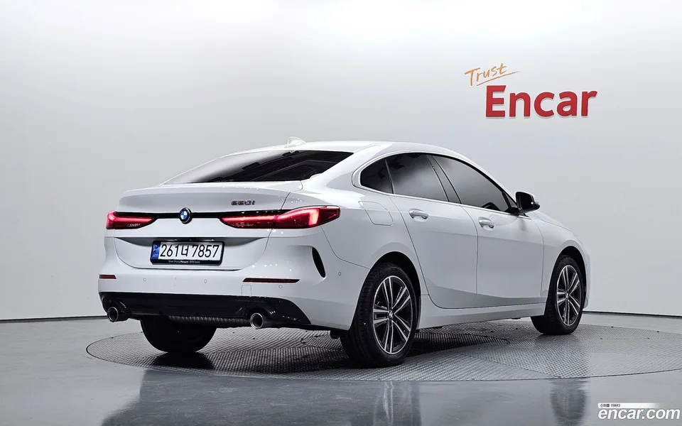 BMW 2 Series Gran Coupe 220i 2024 — миниатюра 2