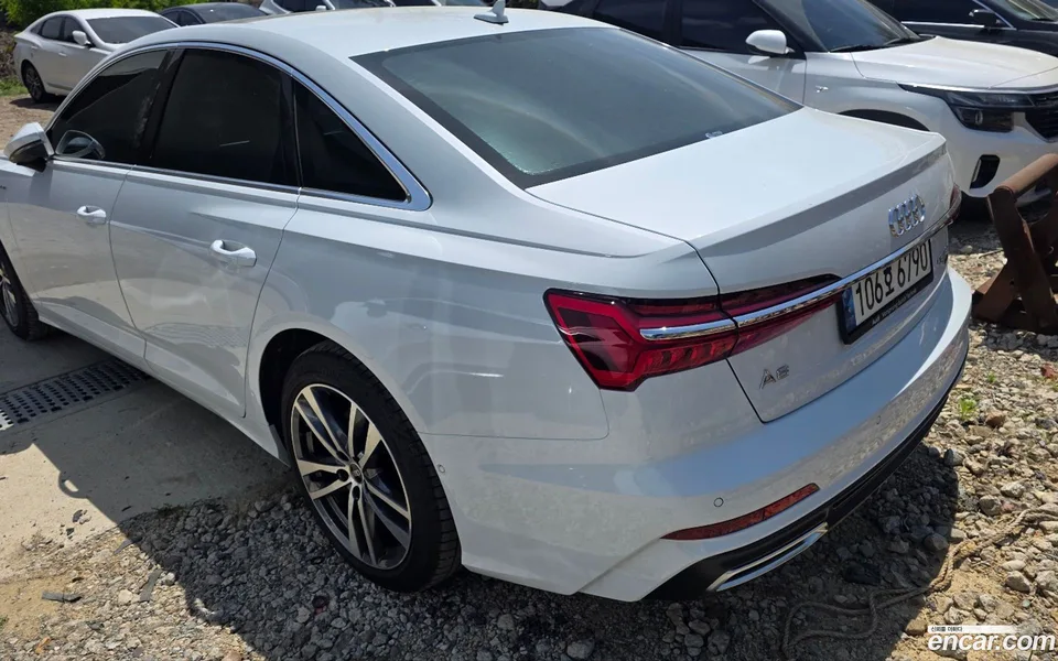 Audi A6 45 TFSI 2023 — миниатюра 2