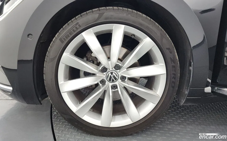 Volkswagen Arteon 2.0 TDI 2023 — миниатюра 5