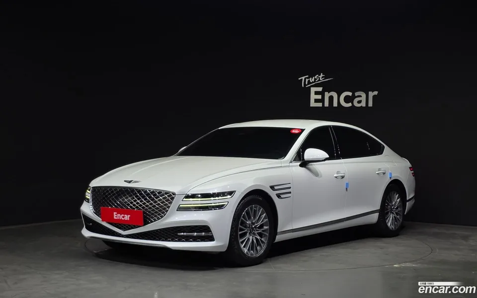 Genesis G80 2.5 2WD 2023 — фото 1, купить с доставкой в Москву