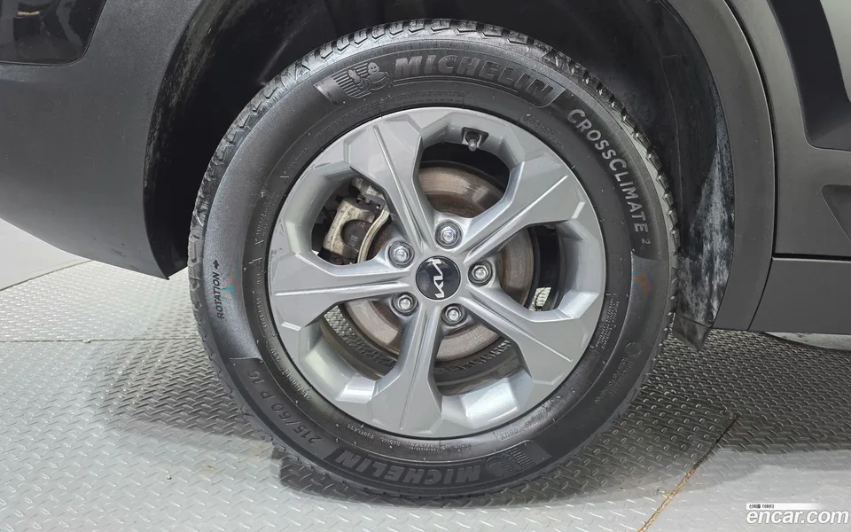 Kia Seltos 2.0 2WD 2023 — миниатюра 5
