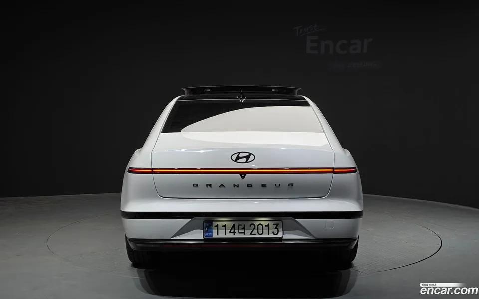 Hyundai Grandeur 2.5 2WD 2023 — миниатюра 4