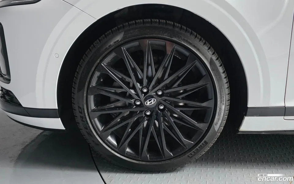 Hyundai Grandeur 2.5 2WD 2023 — миниатюра 5