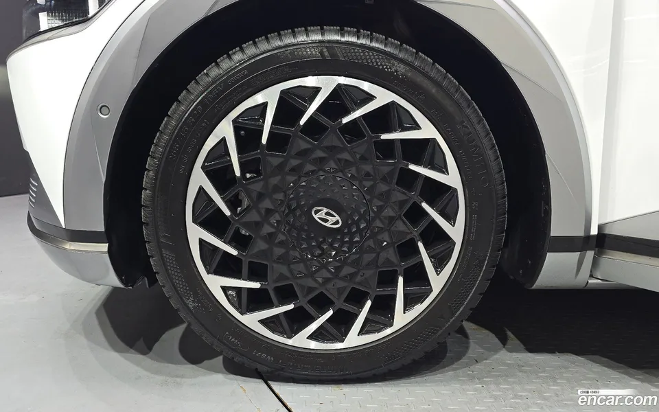 Hyundai Ioniq 5 2022 — миниатюра 5