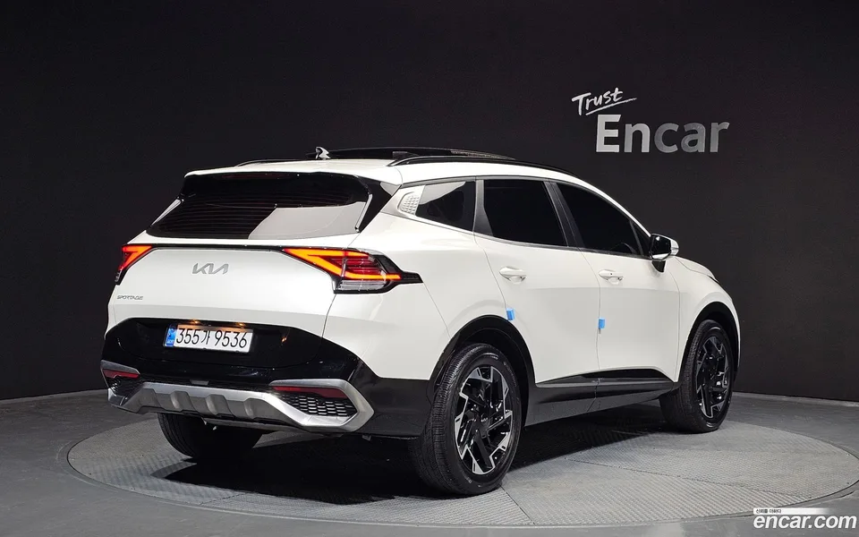 Kia Sportage 1.6 2WD 2022 — миниатюра 2
